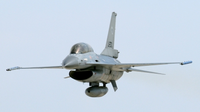 Photo ID 62882 by Joop de Groot. Netherlands Air Force General Dynamics F 16BM Fighting Falcon, J 270