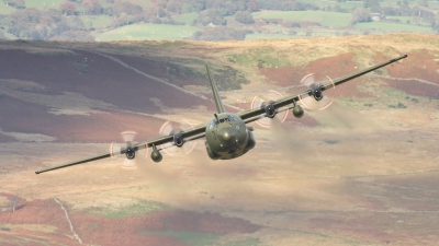 Photo ID 62800 by Mark Johnson. UK Air Force Lockheed Hercules C3A C 130K 30 L 382, XV188