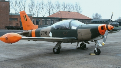 Photo ID 62999 by Arie van Groen. Belgium Air Force SIAI Marchetti SF 260D, ST 18