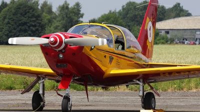 Photo ID 63294 by Walter Van Bel. Belgium Air Force SIAI Marchetti SF 260M, ST 32