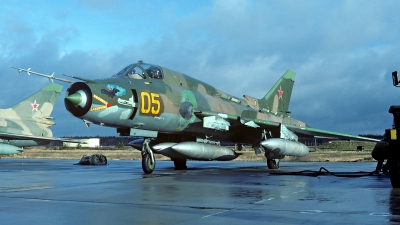 Photo ID 63455 by Carl Brent. Russia Air Force Sukhoi Su 17M4 Fitter K, 05 YELLOW