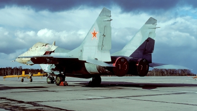 Photo ID 63812 by Carl Brent. Russia Air Force Mikoyan Gurevich MiG 29 9 12, 12 WHITE