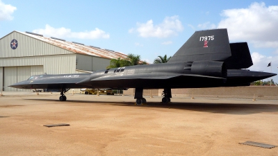 Photo ID 64303 by Peter Boschert. USA Air Force Lockheed SR 71A Blackbird, 61 7975