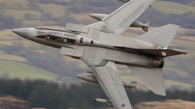 Photo ID 64542 by Neil Bates. UK Air Force Panavia Tornado GR4, ZA542