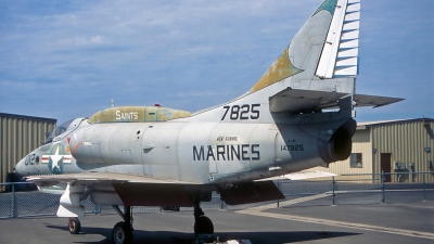 Photo ID 65254 by Eric Tammer. USA Marines Douglas A 4L Skyhawk, 147825