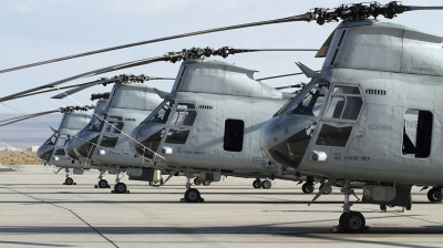 Photo ID 65366 by Jason Grant. USA Marines Boeing Vertol CH 46E Sea Knight 107 II, 157720