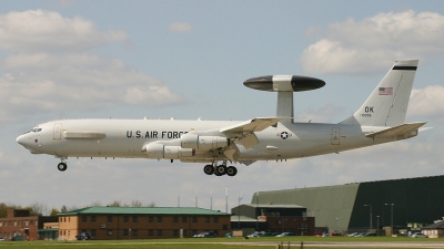 Photo ID 8208 by Robin Powney. USA Air Force Boeing E 3C Sentry 707 300, 81 0005