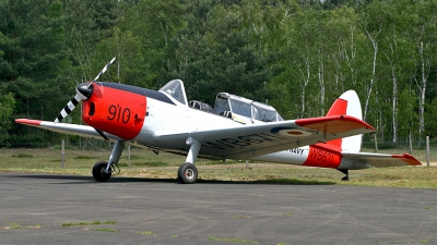 Photo ID 66193 by Carl Brent. Private Private De Havilland Canada DHC 1 Chipmunk T10, G BWTG