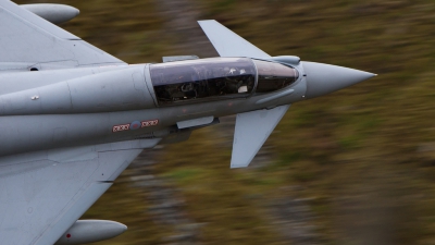 Photo ID 66024 by Neil Bates. UK Air Force Eurofighter Typhoon T1, ZJ802