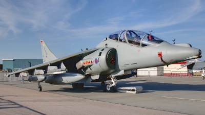 Photo ID 66263 by Bob Wood. UK Air Force British Aerospace Harrier T 12, ZH657