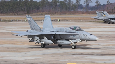 Photo ID 8571 by Jeremy Gould. USA Navy McDonnell Douglas F A 18C Hornet, 164655