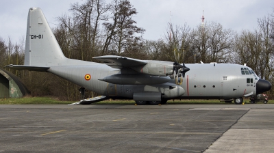 Photo ID 69339 by Tim Van den Boer. Belgium Air Force Lockheed C 130H Hercules L 382, CH 01