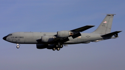 Photo ID 69968 by PAUL CALLAGHAN. USA Air Force Boeing KC 135R Stratotanker 717 148, 61 0305