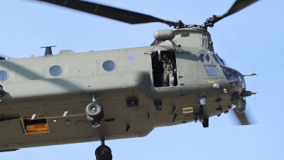 Photo ID 69715 by Mike Griffiths. UK Air Force Boeing Vertol Chinook HC2 CH 47D, ZH776