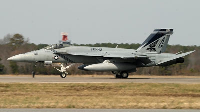 Photo ID 69689 by David F. Brown. USA Navy Boeing F A 18E Super Hornet, 166609