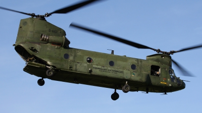 Photo ID 69871 by Barry Swann. Netherlands Air Force Boeing Vertol CH 47D Chinook, D 667