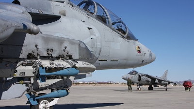 Photo ID 70102 by Jason Grant. USA Marines McDonnell Douglas TAV 8B Harrier II, 164122