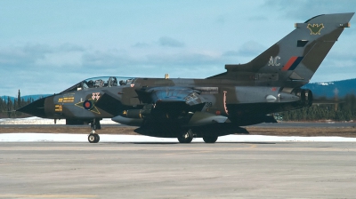 Photo ID 70540 by Arie van Groen. UK Air Force Panavia Tornado GR4, ZD739