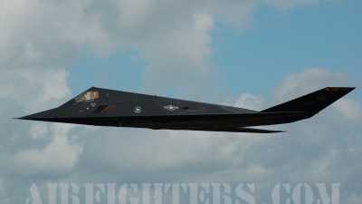 Photo ID 8882 by Chris Milne. USA Air Force Lockheed F 117A Nighthawk, 84 0825