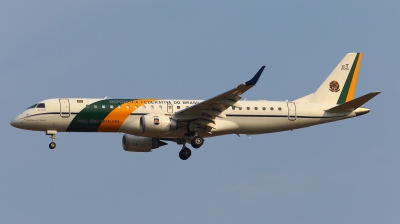 Photo ID 70762 by George Tsialtas. Brazil Air Force Embraer VC 2 ERJ 190AR, 2590