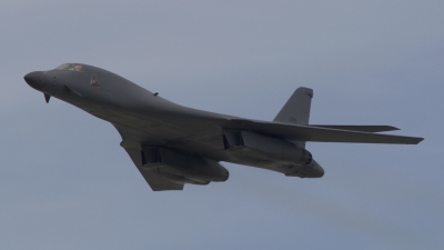 Photo ID 8942 by Tom Gibbons. USA Air Force Rockwell B 1B Lancer, 85 0090