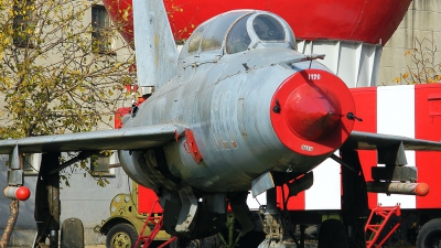 Photo ID 71343 by Horatiu Goanta. Romania Air Force Mikoyan Gurevich MiG 21U 400, 1120