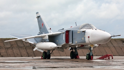 Photo ID 71654 by Bob Wood. Russia Air Force Sukhoi Su 24M2,  