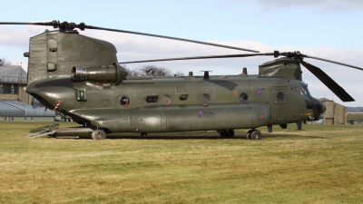 Photo ID 72521 by John Higgins. UK Air Force Boeing Vertol Chinook HC3 CH 47SD, ZH902