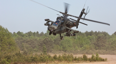Photo ID 72691 by Jimmy van Drunen. Netherlands Air Force Boeing AH 64DN Apache Longbow, Q 24