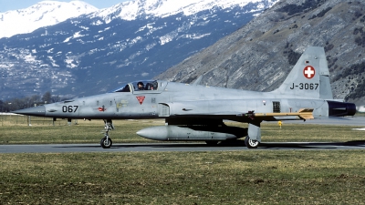 Photo ID 72910 by Joop de Groot. Switzerland Air Force Northrop F 5E Tiger II, J 3067