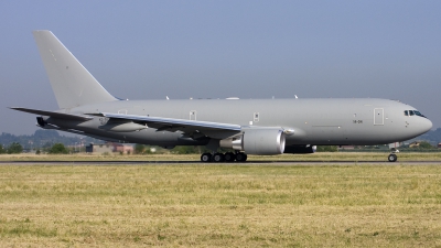 Photo ID 73321 by Roberto Bianchi. Italy Air Force Boeing KC 767A 767 2EY ER, MM62229