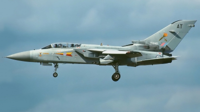 Photo ID 73970 by Arie van Groen. UK Air Force Panavia Tornado F2, ZD940