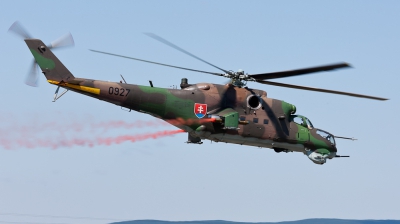 Photo ID 75035 by Andreas Zeitler - Flying-Wings. Slovakia Air Force Mil Mi 24V, 0927