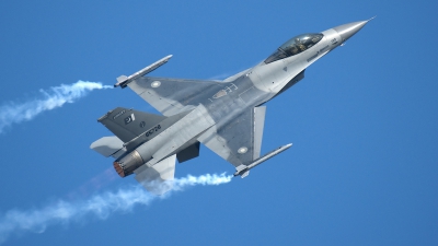 Photo ID 75370 by Jörg Pfeifer. Pakistan Air Force General Dynamics F 16A Fighting Falcon, 85728