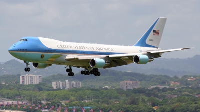 Photo ID 76153 by Hector Rivera - Puerto Rico Spotter. USA Air Force Boeing VC 25A 747 2G4B, 82 8000