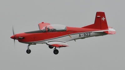 Photo ID 76674 by Martin Thoeni - Powerplanes. Switzerland Air Force Pilatus NCPC 7 Turbo Trainer, A 922
