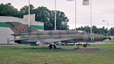 Photo ID 77009 by Andy Matusiak. Russia Air Force Mikoyan Gurevich MiG 21SMT, 11 YELLOW