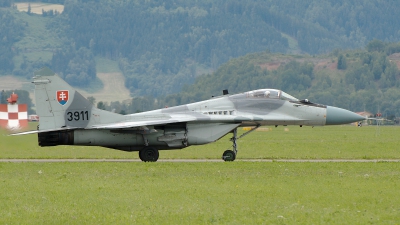 Photo ID 77383 by Günther Feniuk. Slovakia Air Force Mikoyan Gurevich MiG 29AS, 3911