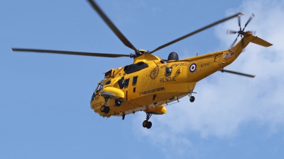 Photo ID 78219 by Mike Griffiths. UK Air Force Westland Sea King HAR 3, XZ590