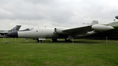 Photo ID 78651 by Joop de Groot. UK Air Force English Electric Canberra T19, WH904