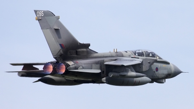 Photo ID 79017 by Walter Van Bel. UK Air Force Panavia Tornado GR4, ZD747