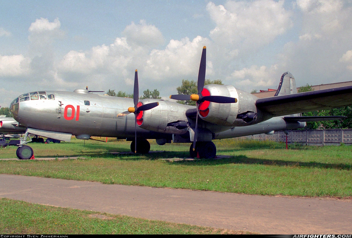 Photo ID 213092 by Sven Zimmermann. Russia Air Force Tupolev Tu 4,  