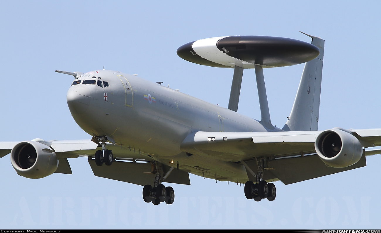 Zh106 Cn 1011 Boeing E 3d Sentry Aew1 707 300 Photo By Paul Newbold Airfighters Com